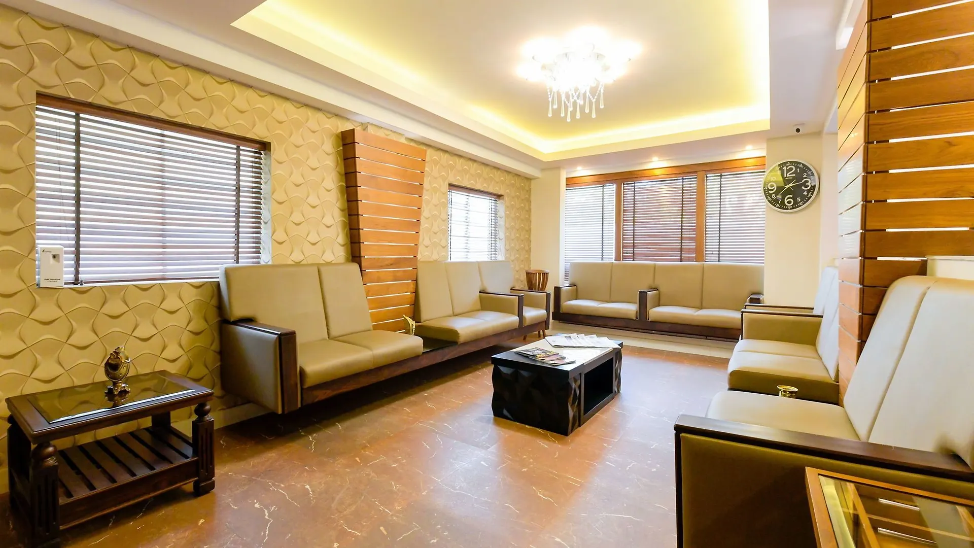 Oyo 8434 The Qasr Hotel Kochi India