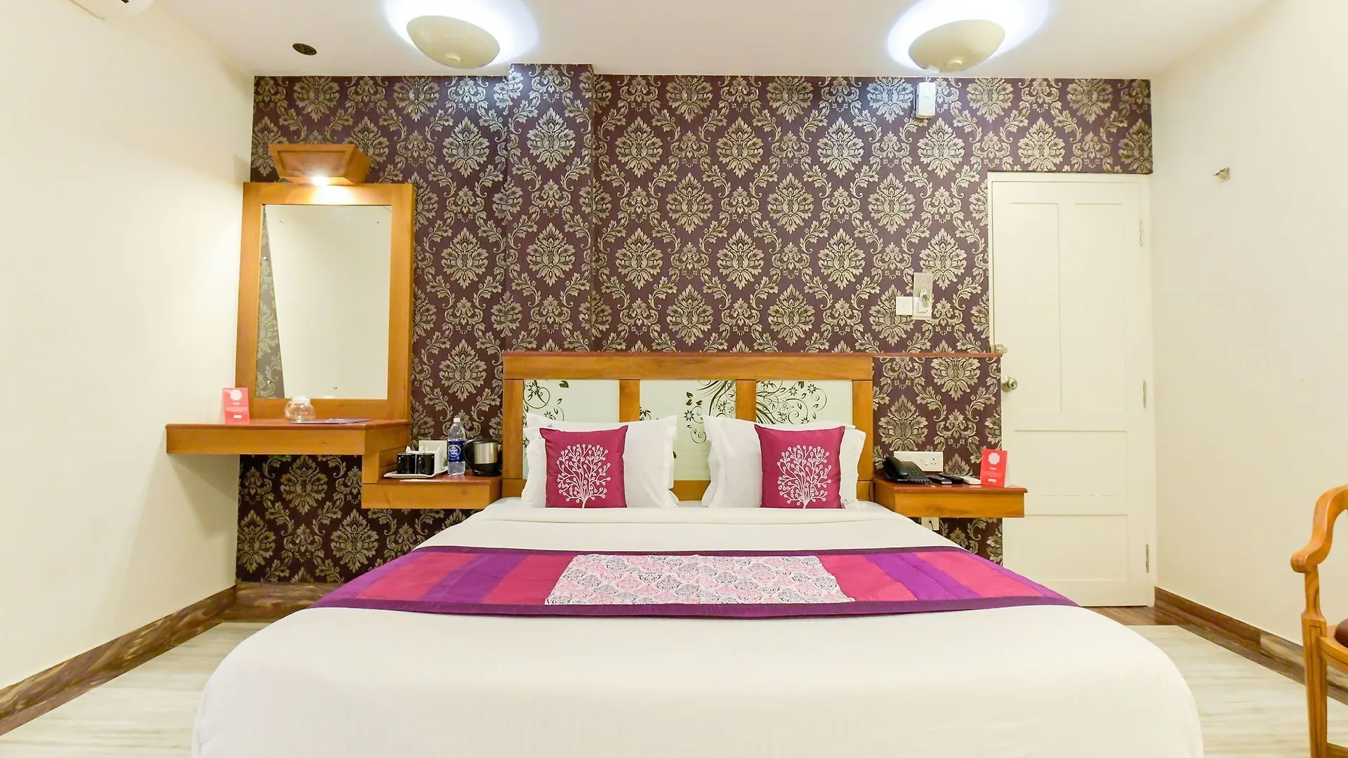 Oyo 8434 The Qasr Hotel Kochi 2*,  India