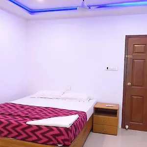Phils' Residency & Banquets Hotel